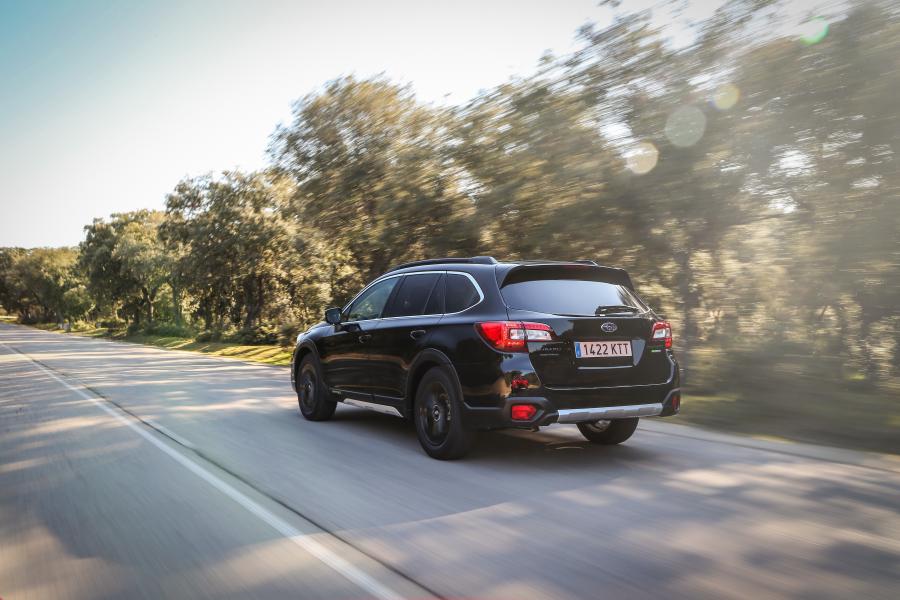  Subaru Outback Eco Bi-Fuel Black Edition 2019 года  (фото 8 из 15)